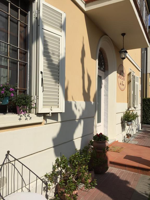 B & B Da Ferro Massarosa Exterior photo